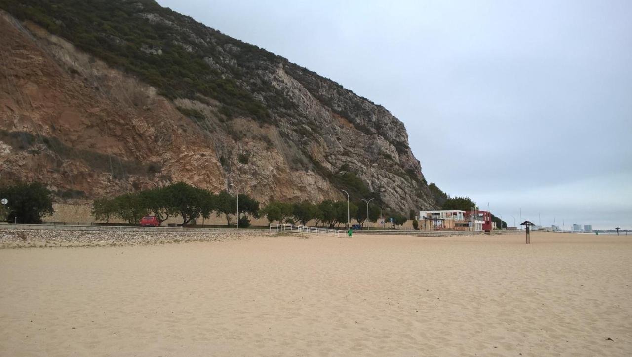 Casa Do Limoeiro Panzió Quinta do Conde Kültér fotó